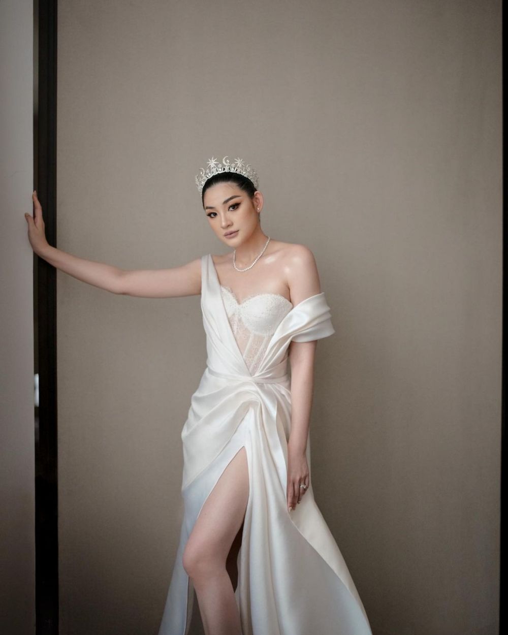 pesona seleb nikah pakai busana hian tjen © instagram