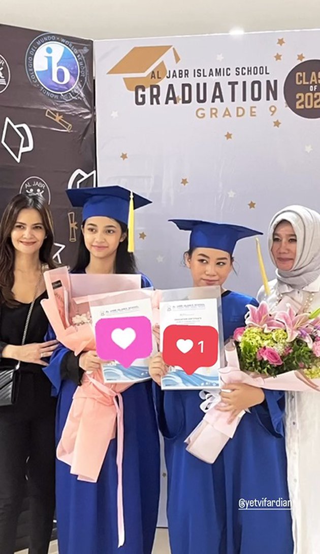 momen wisuda anak cut tary © instagram momen wisuda anak cut tary © instagram