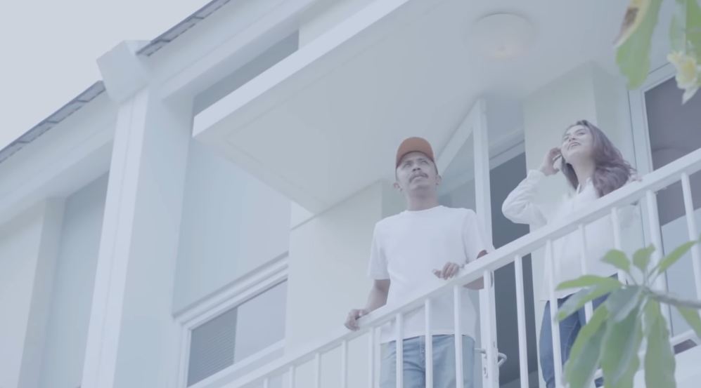 rumah baru Furry Setya berbagai sumber