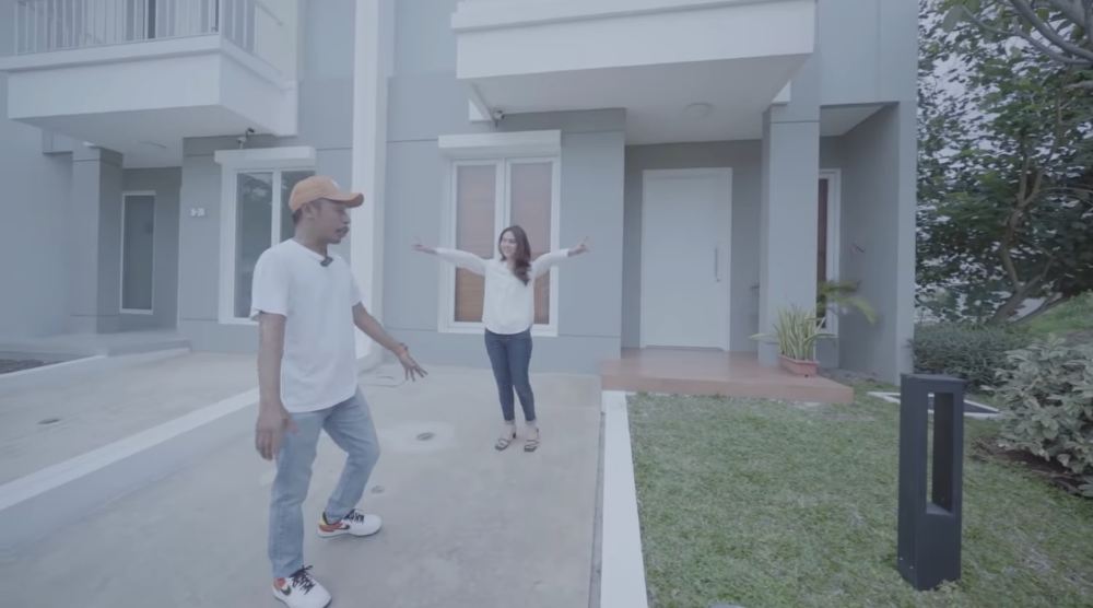 rumah baru Furry Setya berbagai sumber