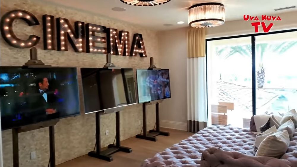 home theater bioskop rumah seleb © berbagai sumber
