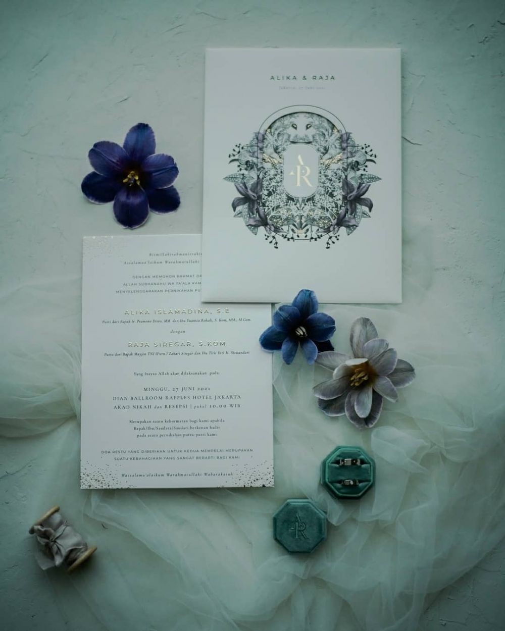 gelar akademis seleb di undangan nikah bikin terkejut © berbagai sumber