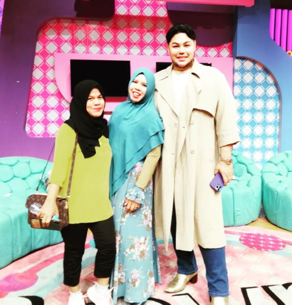 Rohimah buka warung makan Berbagai sumber