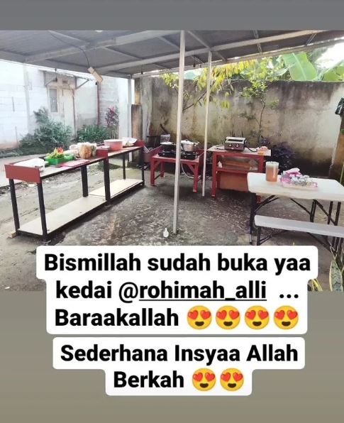 Rohimah buka warung makan Berbagai sumber