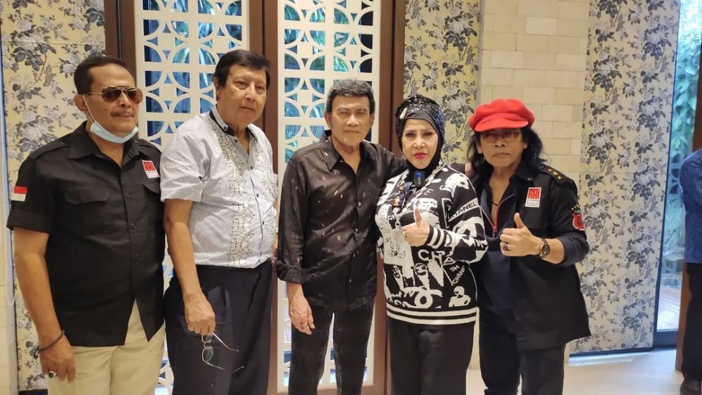 reuni pedangdut era 80-an © Instagram/@elvy_sukaesih reuni pedangdut era 80-an © Instagram/@elvy_sukaesih