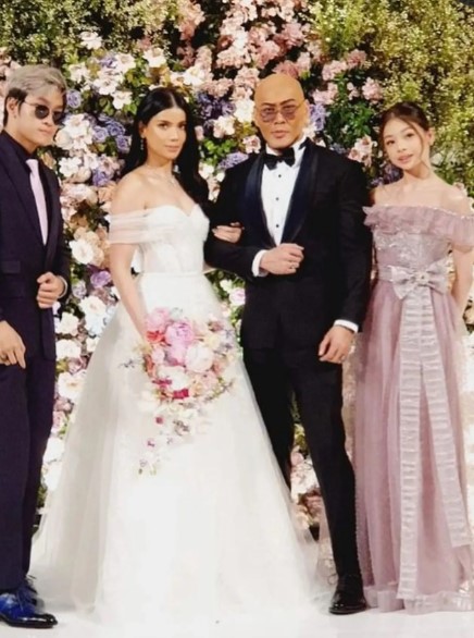 potret kedekatan Sabrina dan Azka Corbuzier © Instagram