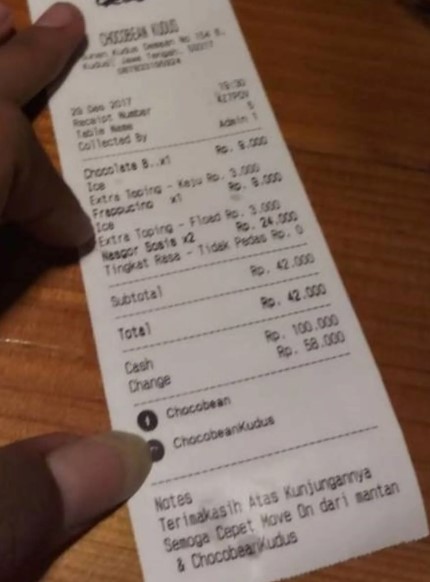 Catatan lucu di struk belanjaan © berbagai sumber Catatan lucu di struk belanjaan © berbagai sumber