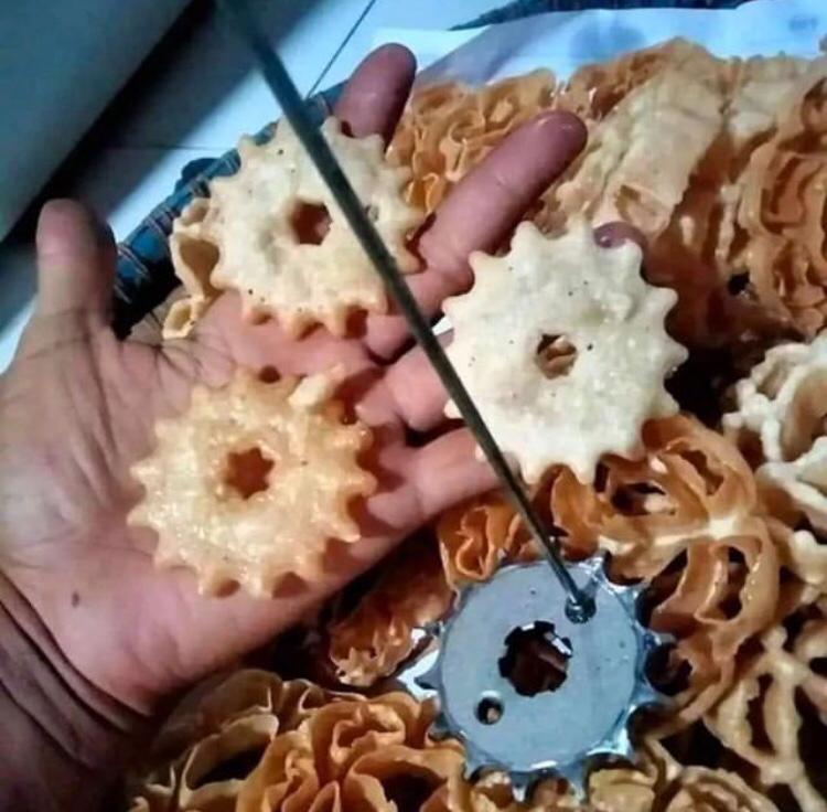 bikin cemilan nyeleneh banget © berbagai sumber