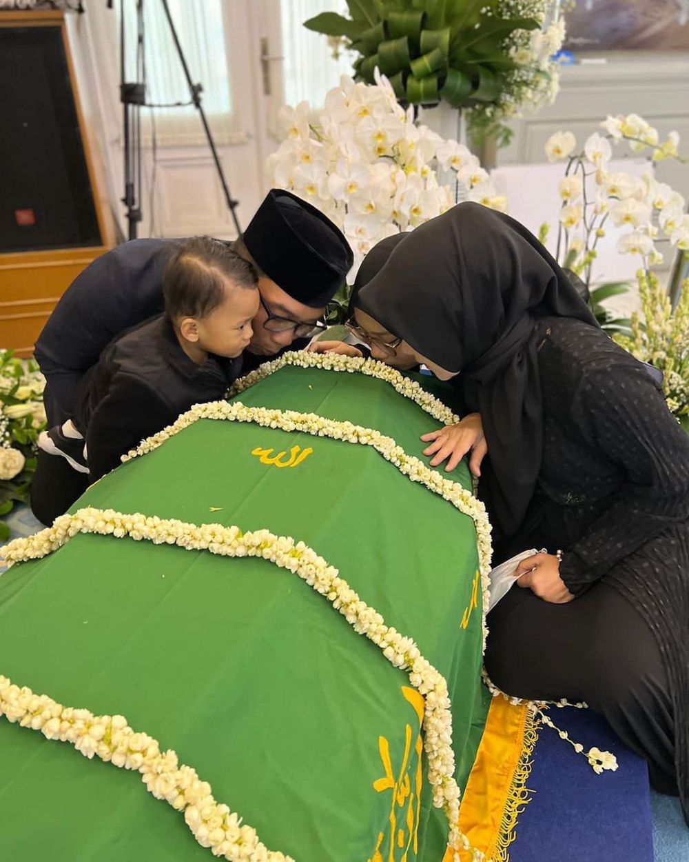 Momen menyentuh keluarga Ridwan Kamil © Instagram Momen menyentuh keluarga Ridwan Kamil © Instagram