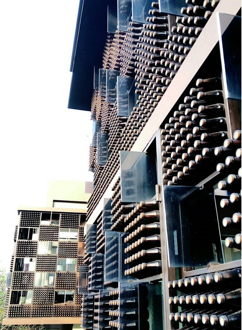 rumah botol ridwan kamil © berbagai sumber