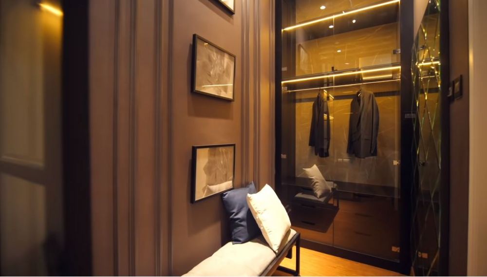 penampakan rumah rangga azof © berbagai sumber