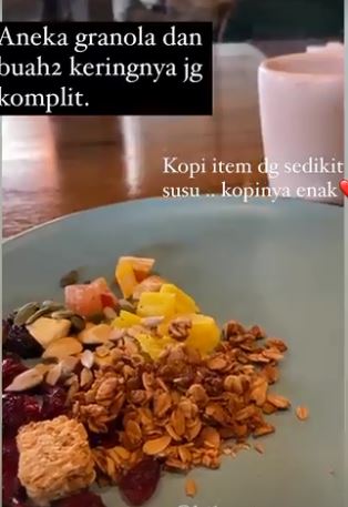 10 Pola makan Feni Rose sehari-hari, bikin awet muda di usia 48 tahun