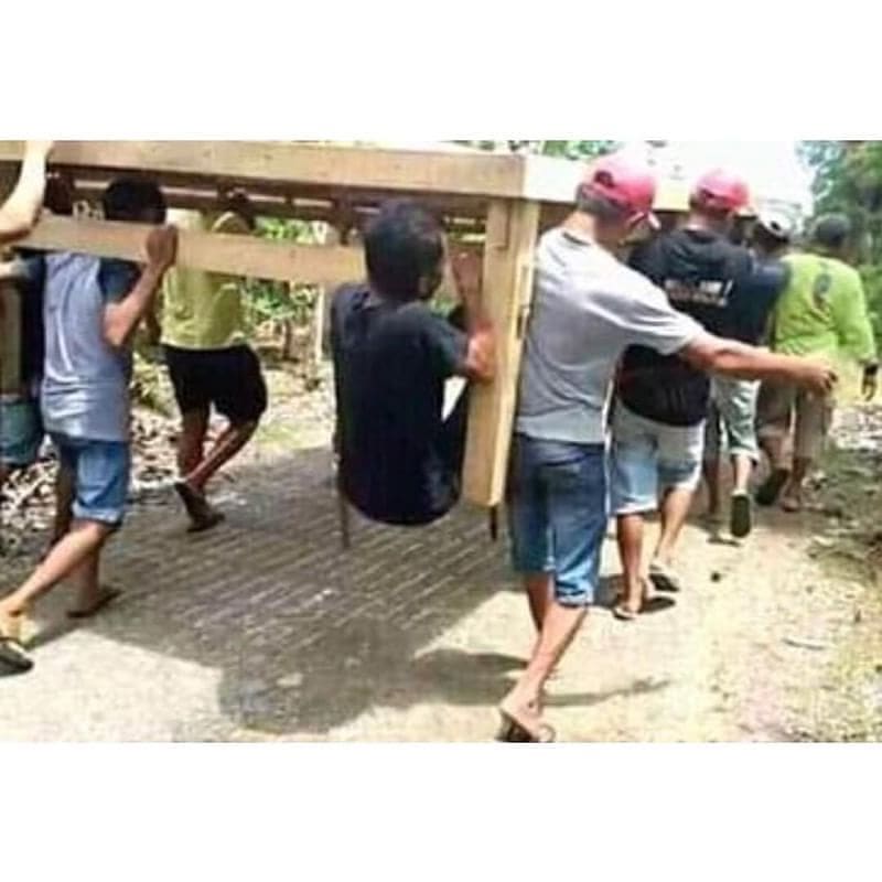 bapak bapak bertugas © berbagai sumber