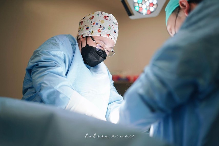 Dea Ananda melahirkan anak pertama © berbagai sumber Dea Ananda melahirkan anak pertama © berbagai sumber