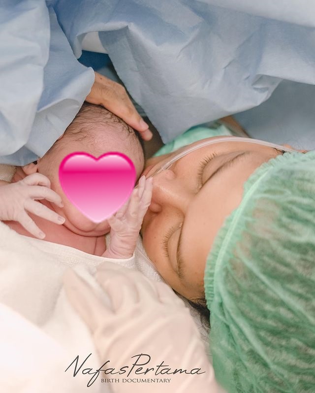 kelahiran anak kedua Bunga Jelitha © berbagai sumber