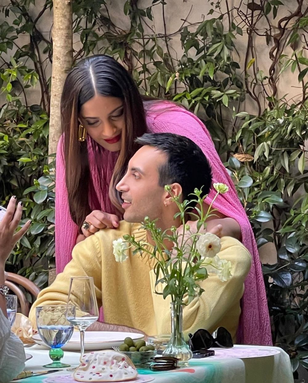 potret baby shower sonam kapoor © instagram