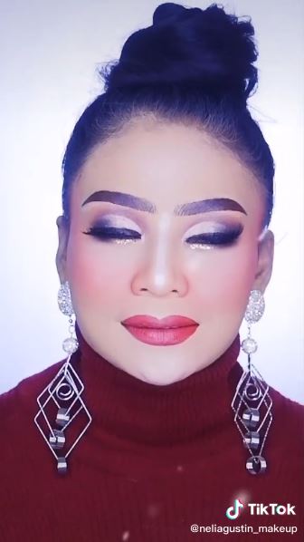 transformasi makeup mirip Krisdayanti © berbagai sumber transformasi makeup mirip Krisdayanti © berbagai sumber