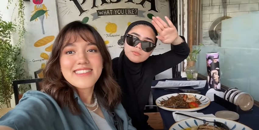 10 Menu mukbang Sivia Azizah, serba makanan kekinian