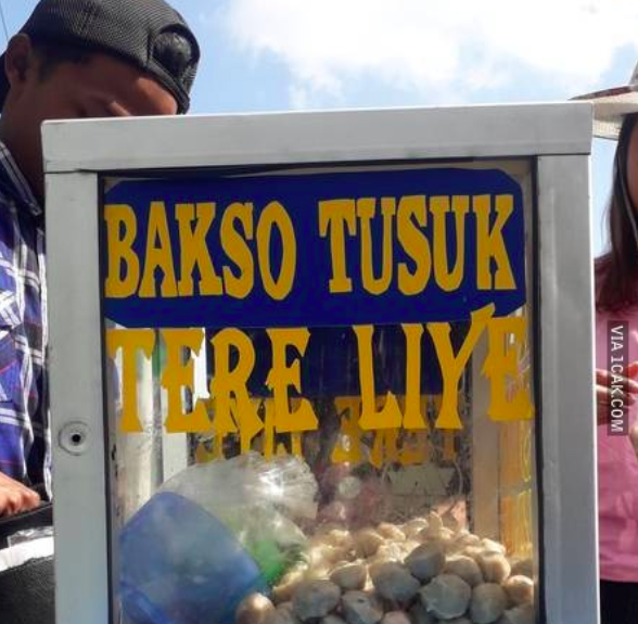 15 Nama tempat makan nyeleneh ini bikin mikir dua kali