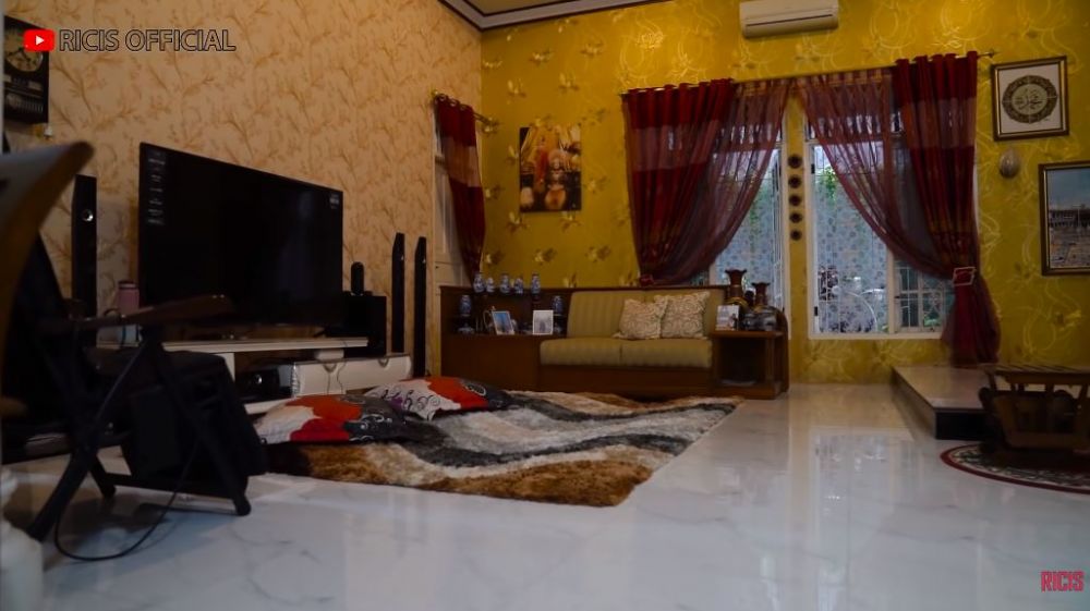 rumah mertua ria ricis di aceh © YouTube rumah mertua ria ricis di aceh © YouTube