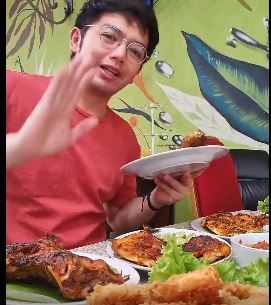 10 Pola makan Nicky Tirta, bantu turunkan berat badan secara alami