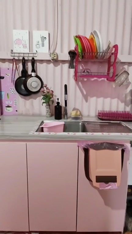 11 Transformasi dapur dari seng usai renovasi ini jadi Instagramable
