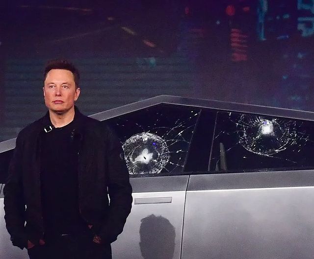 Anak Elon Musk jadi transgender Instagram
