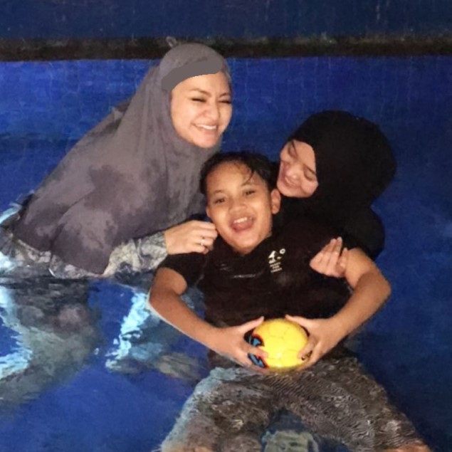 Potret kedekatan Putri Delina Nathalie Holscher © Instagram