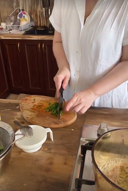 10 Buah dan sayur untuk MPASI ala Mona Ratuliu, bantu cegah sembelit