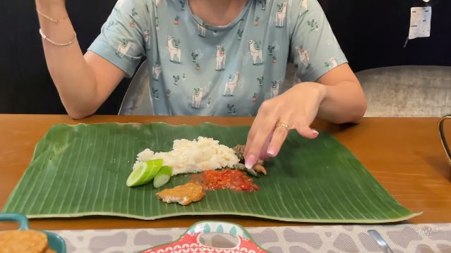 11 Langkah Nisya Ahmad bikin nasi liwet pakai rice cooker, antiribet