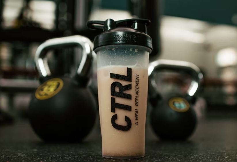 10 Makanan dikonsumsi Baim Wong, bantu tebas lemak & bentuk massa otot