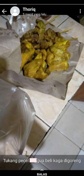 Momen apes orang pesan makanan © berbagai sumber Momen apes orang pesan makanan © berbagai sumber