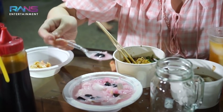 10 Menu mukbang sederhana Nagita Slavina, serba makanan kaki lima