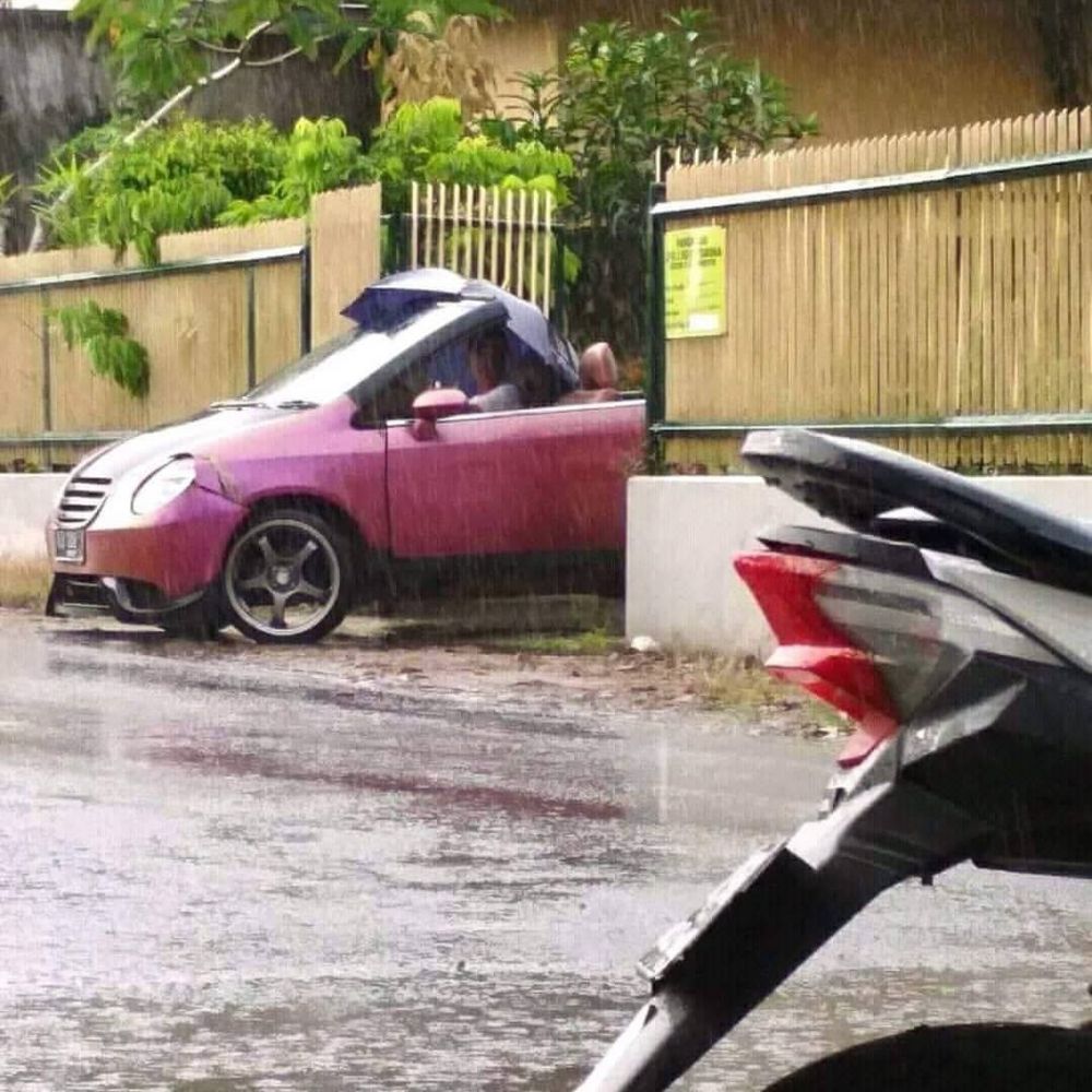 pengendara nyusahin diri © berbagai sumber