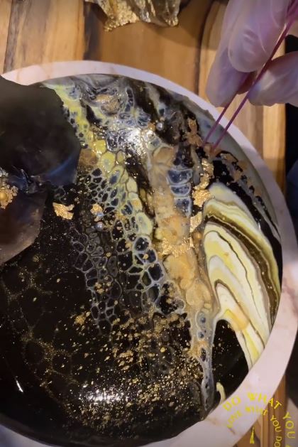 10 Alat baking Mieke Amalia, bikin kue makin cantik dan mudah dihias