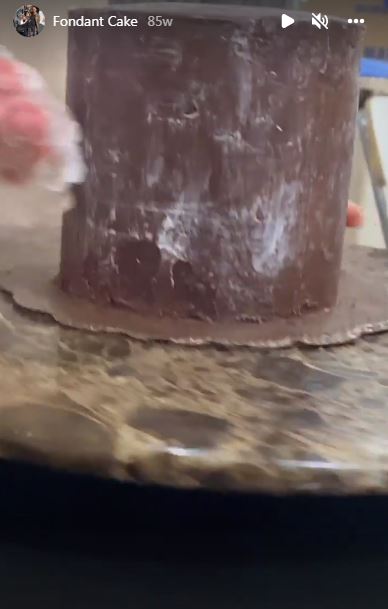 10 Alat baking Mieke Amalia, bikin kue makin cantik dan mudah dihias