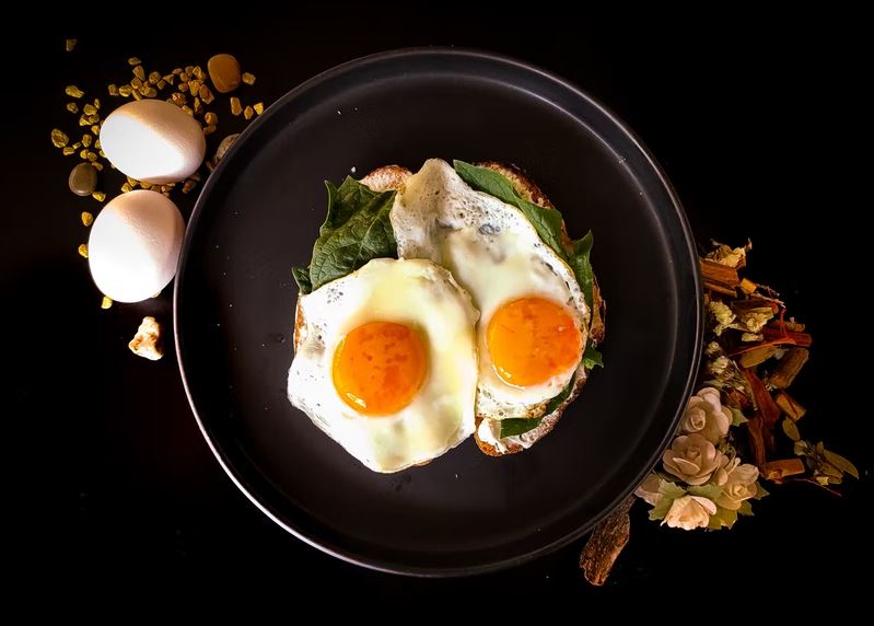 Termasuk telur, 10 makanan ini dikonsumsi Anya Geraldine usai olahraga