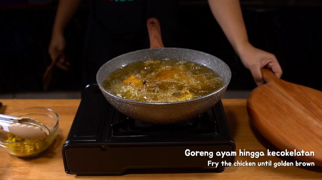 Ayam Goreng Serai