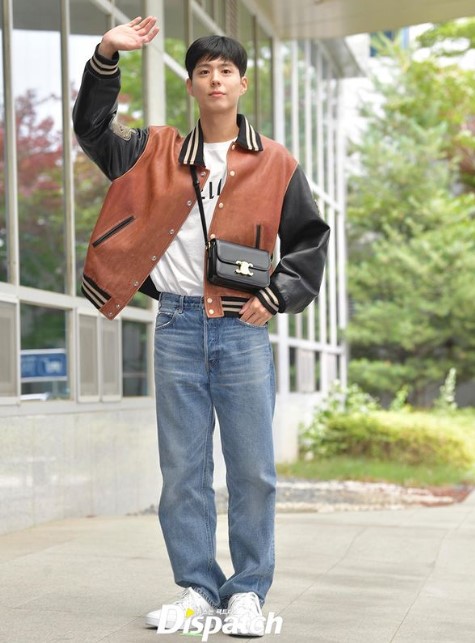 momen Park Bo-gum di Paris © berbagai sumber