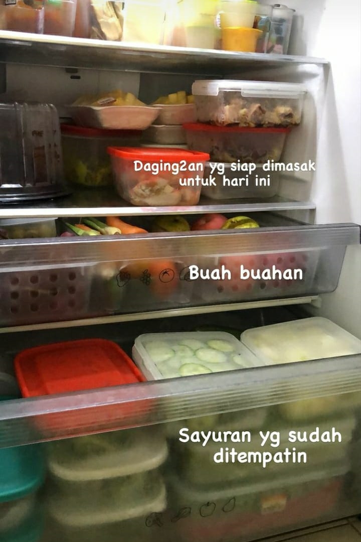 13 Cara Enno Lerian simpan bahan makanan buat seminggu, tinggal masak