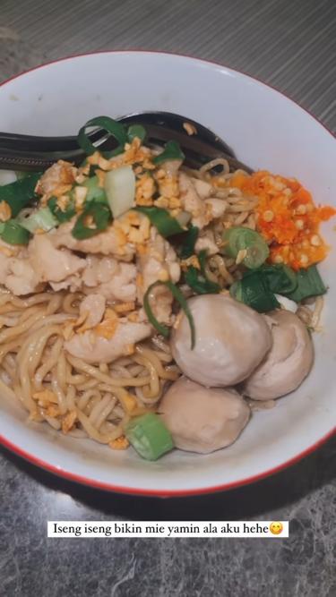 10 Inspirasi masakan rumahan ala Syifa Hadju, mudah ditiru