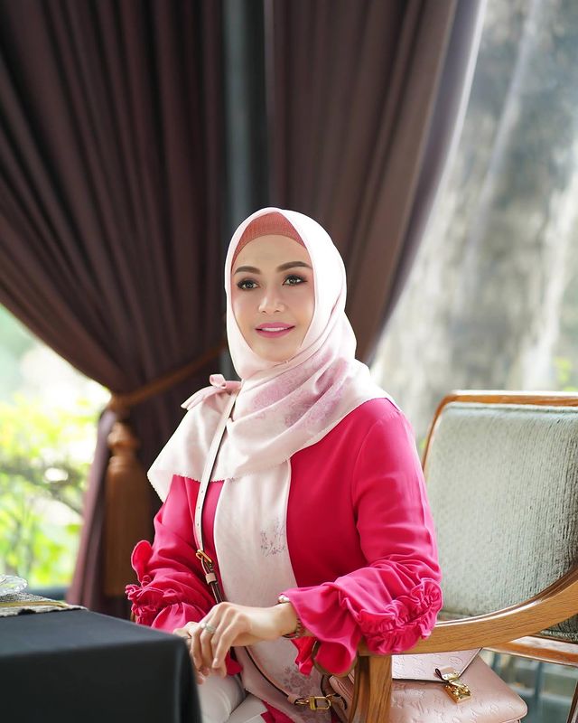 pemain sinetron Mumun Jadi Pocong © Instagram/@eddiesadellia