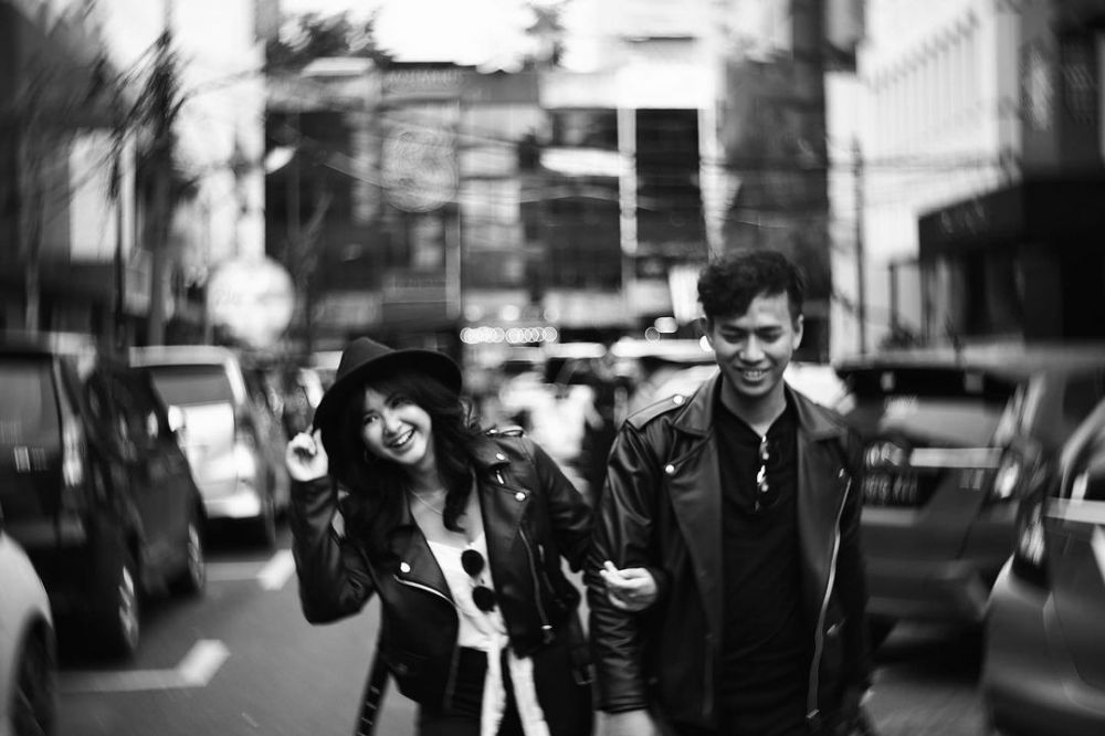 Adinda Azani dari lamaran hingga resepsi © Instagram/@dindazani