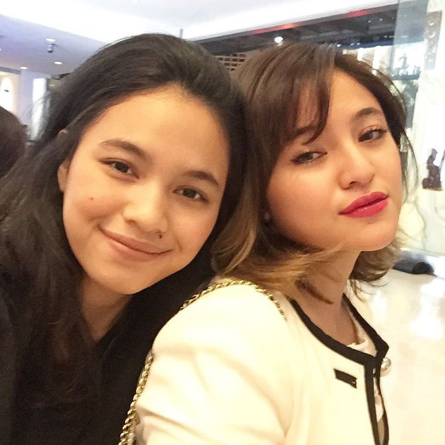 Potret kebersamaan Marshanda dan adiknya Alyssa © Instagram Potret kebersamaan Marshanda dan adiknya Alyssa © Instagram