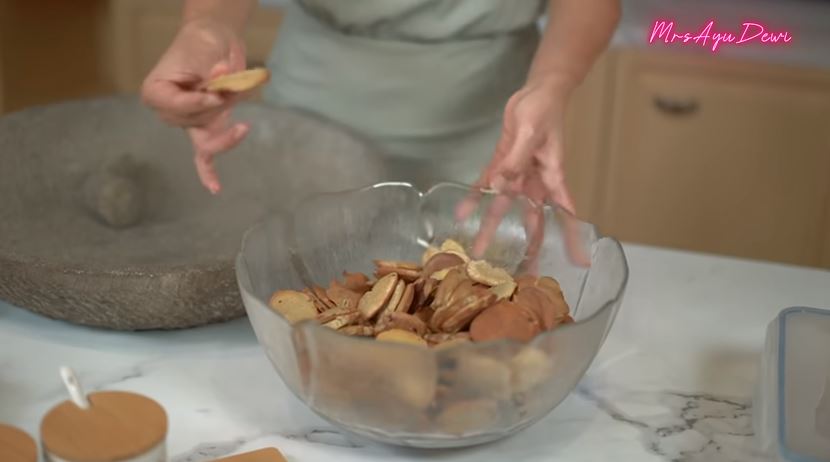 10 Cara Ayu Dewi masak jengkol ini bikin empuk dan nggak bau