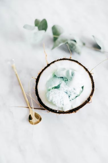 10 Camilan sehat ala Cinta Laura, rendah kalori dan aman buat diet