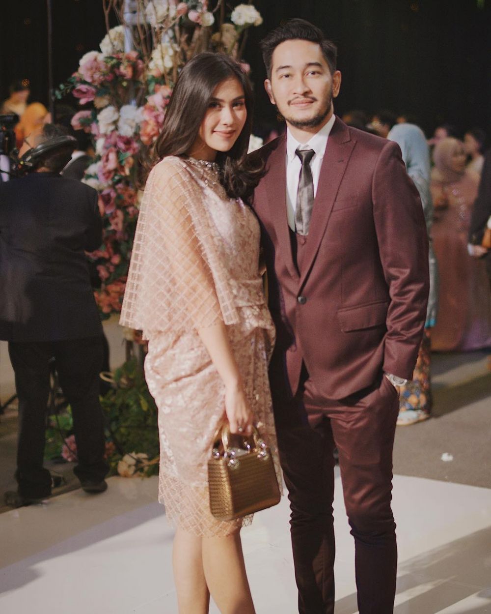 pesona syahnaz hadiri kondangan © instagram