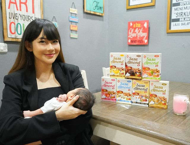 10 Pola makan Adiezty Fersa, ASI lancar sejak hari pertama melahirkan