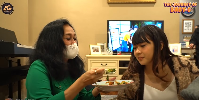 10 Pola makan Adiezty Fersa, ASI lancar sejak hari pertama melahirkan