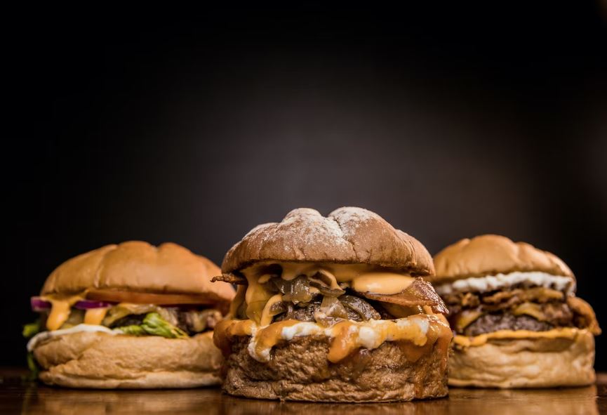 10 Makanan dihindari Nana Mirdad, bantu jaga berat badan ideal